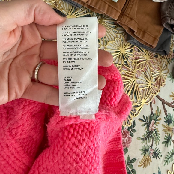 Vibrant pink, knit Anthropologie sweater - Picture 9 of 9
